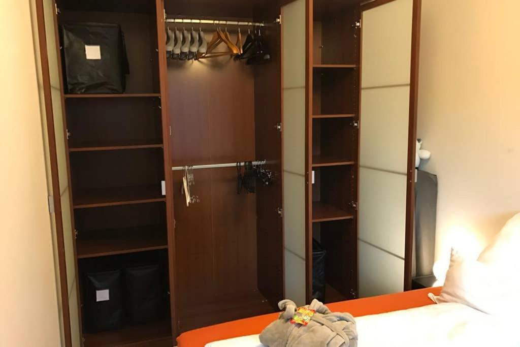 شقة Sonnig, Modern, Zentral Mit Parkhaus Nebenan Checkin123 فيسبادن المظهر الخارجي الصورة